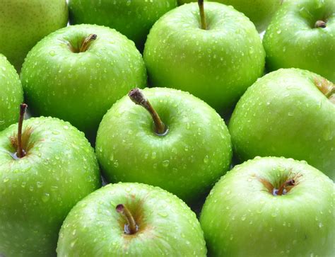 Green Apple | 10 Beauty DIY Recipes That Are Green in Every Way ...