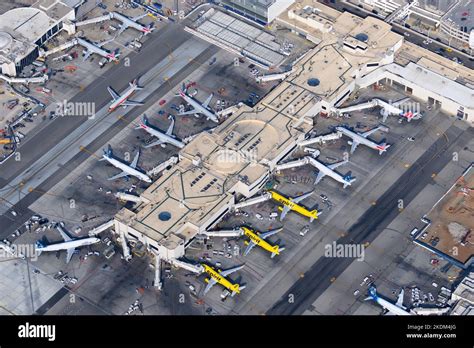 Lax airport terminal 5 hi-res stock photography and images - Alamy