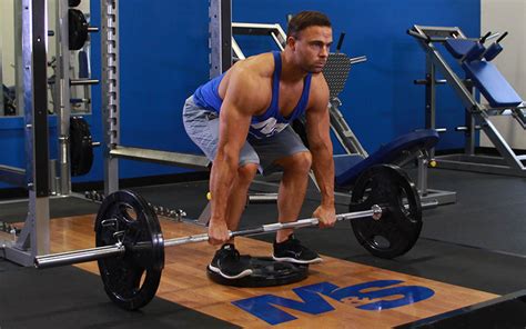 Deficit Deadlift: Video Exercise Guide & Tips