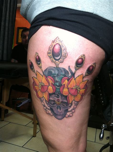 Gibson girl skull and flower tattoo by Pauly G | Tattoos, Girl skull ...