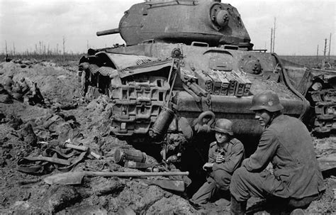 German soldiers taking a break... - Military History Hub