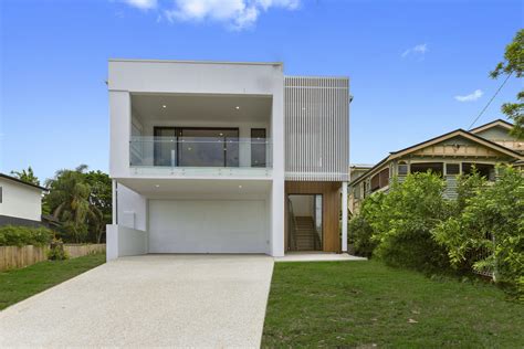 Modern Sloping Block House Design | Custom Build | Brisbane