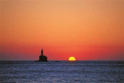 VISIT GREECE| Sunset at Tourlitis Lighthouse, #Andros #Cyclades #Greece ...