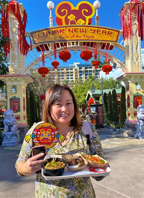 Lunar New Year Disneyland 2023 – Get New Year 2023 Update