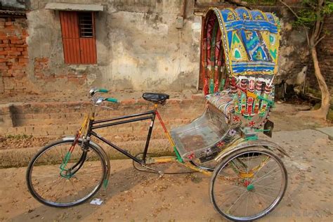 A look at the colourful Rickshaw Art in Bangladesh | Street Art