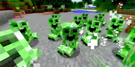 Baby Creeper GIFs - Find & Share on GIPHY