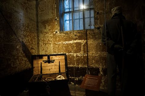 Ghosts of the Old Melbourne Gaol: Haunted Australia - Amy's Crypt