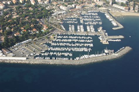 Cavalaire Sur Mer Marina in Cavalaire Sur Mer, France - Marina Reviews - Phone Number - Marinas.com