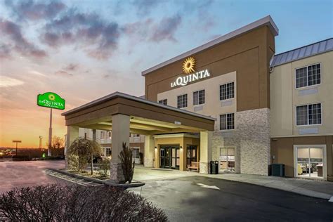 La Quinta Inn & Suites I-75 North Powell, TN - See Discounts