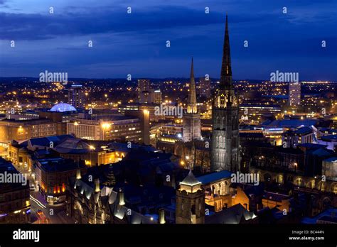 Coventry city centre and cathedral at night Stock Photo - Alamy