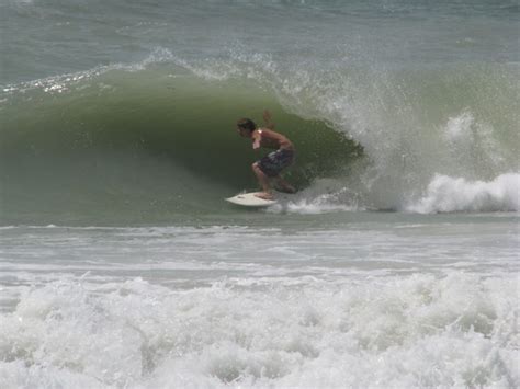 FAQ - Are the waves on Florida's Gulf coast big enough to surf?.