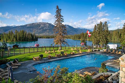 Fairmont Jasper Park Lodge: A touch of Rocky Mountain Luxury - Photo ...