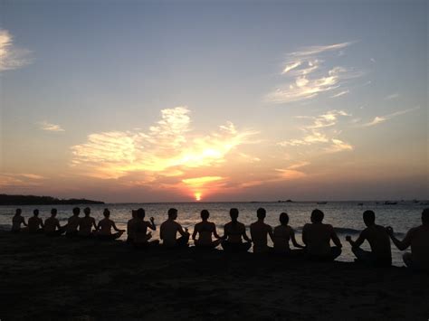 5 of the Best Surf and Yoga Camps in Costa Rica