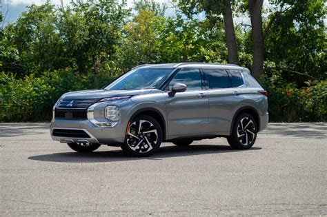 2023 Mitsubishi Outlander PHEV Doesn't Shake Things Up Too Much - CNET