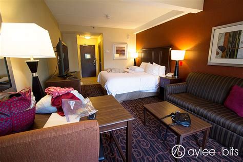 HAMPTON INN HAVERHILL $72 ($̶9̶9̶) - Prices & Hotel Reviews - MA ...