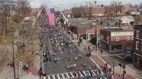 Downtown businesses welcome visitors for the Manchester Road Race ...