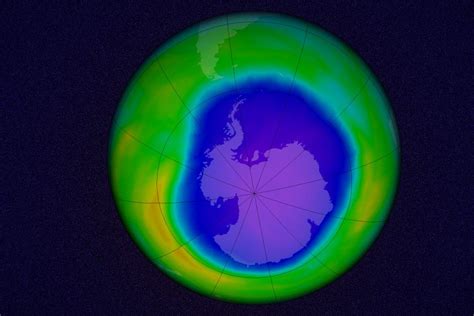 Scientists observe first signs of healing in the Antarctic ozone layer ...