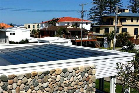 Solar Roof Tiles: Cost, Options and How They Work - (New 2023 Guide)