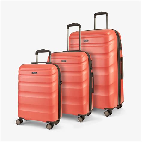 10 Best Suitcase 28" for 2023 | TouristSecrets