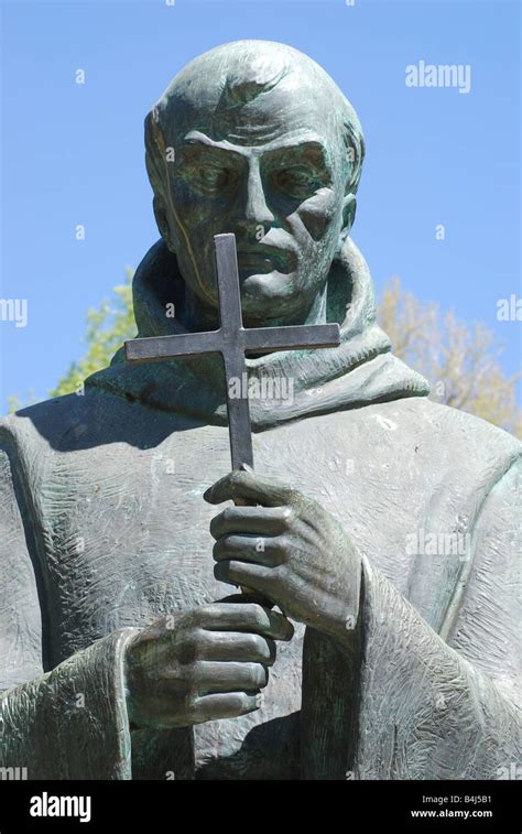 Father junipero serra statue california hi-res stock photography and ...