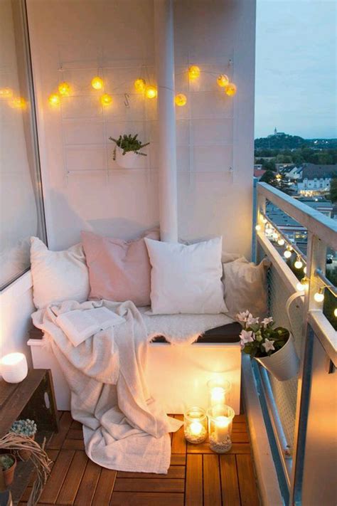 18 Cozy and Romantic Balcony Ideas | House Design And Decor