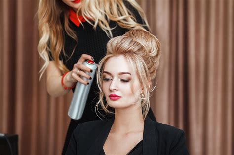 10 Hairstyling Tips from Hollywood Stylists - MAYRAKI