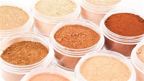 How To Find The Best Mineral Makeup - Tips On Using Mineral Makeup - The Mind Blown