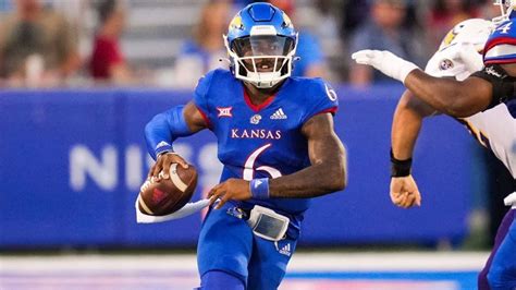 Jalon Daniels || Kansas Jayhawks Quarterback || 2022 Junior Highlights ...