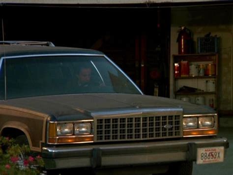 IMCDb.org: 1983 Ford LTD Country Squire in "Murder, She Wrote, 1984-1996"