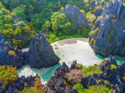 Aerial View of Hidden Beach in Matinloc Island, El Nido, Palawan ...