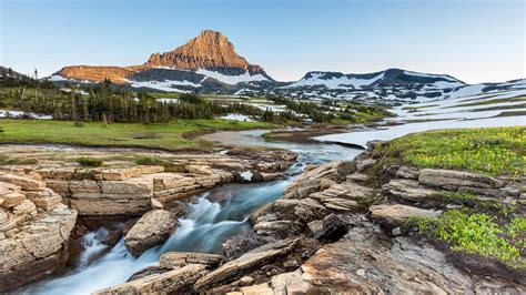 Best Time to Visit Glacier National Park in 2022 - The Geeky Camper