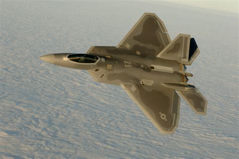 In 2009, France Proved an F-22 Raptor Can Be Killed in a Dogfight | The ...