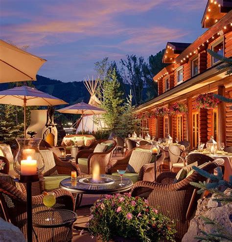 Rustic Inn Dining | Jackson Hole Boutique Hotel