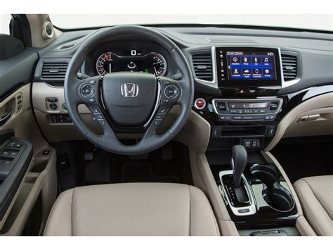 2020 Honda Ridgeline: 32 Interior Photos | U.S. News