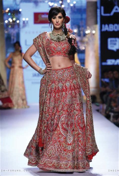 Ghagra Choli For Wedding: 25 Gorgeous Indian Lehenga Ensembles