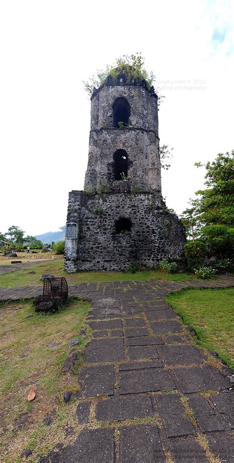 Cagsawa Ruins, Daraga, Albay | The Cagsawa Ruins (also spell… | Flickr