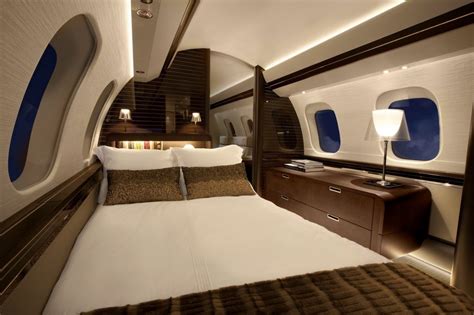 Bombardier Global 7000 business jet