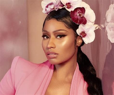 Nicki Minaj Biography - Facts, Childhood, Family Life & Achievements