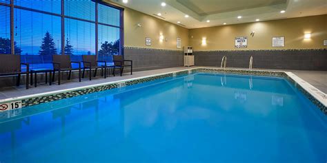 North York Hotels near Toronto Airport | Holiday Inn Express Toronto-North York