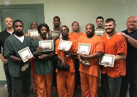 16 inmates get baptized in Crittenden County Jail | KLRT - FOX16.com