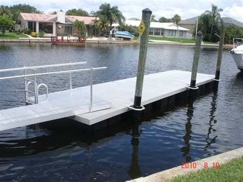 Aluminum Boat Docks in Pasco County, Hernando Beach & Tampa | Quality Docks