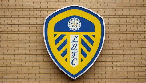 Leeds United Unveil New Club Crest - SoccerBible