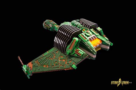 LEGO Klingon Bird Of Prey Built From 25,000 LEGO Bricks