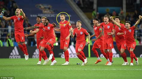 Eric Dier keeps cool ahead of penalty as England team-mates go wild | Daily Mail Online