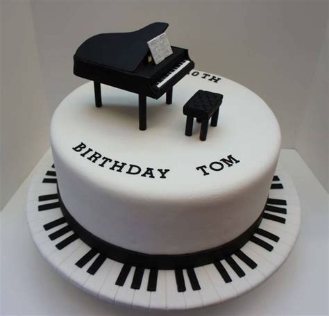 41 best MUSIC Fondant Cake images on Pinterest | Birthday cakes, Cake art and Cake designs