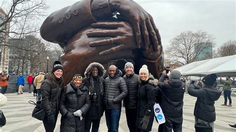 MLK statue: After criticism, mom of artist Hank Willis Thomas steps in