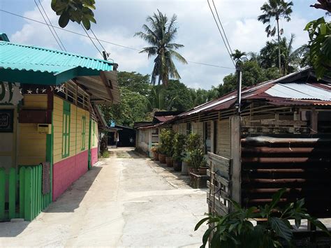 The last kampung-Lorong Buangkok | History of singapore, Singapore ...