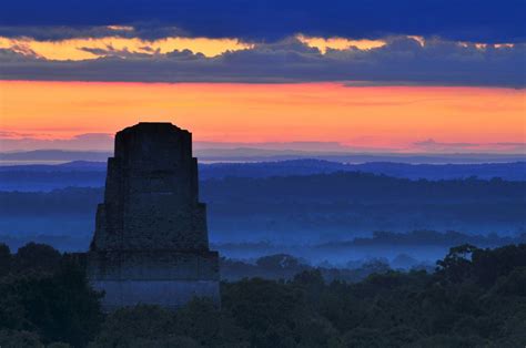 The Ancient Pyramids of Tikal: Wonders of the Maya – Pyramidomania