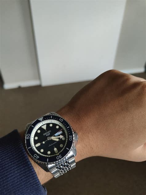 [Seiko 5 sports] : r/Watches