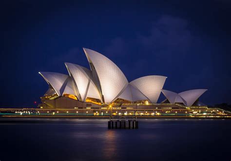 sydney, australia, 2020 - sydney opera house en la noche 1435803 Foto de stock en Vecteezy